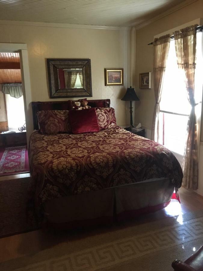 Glass Magnolia Bed & Breakfast Interlaken Екстериор снимка