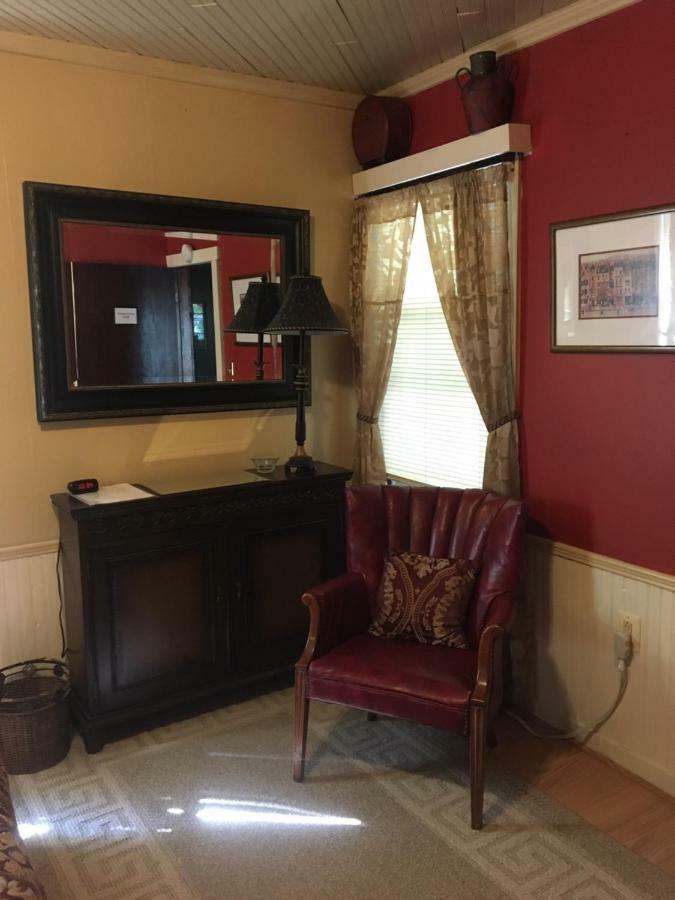 Glass Magnolia Bed & Breakfast Interlaken Екстериор снимка