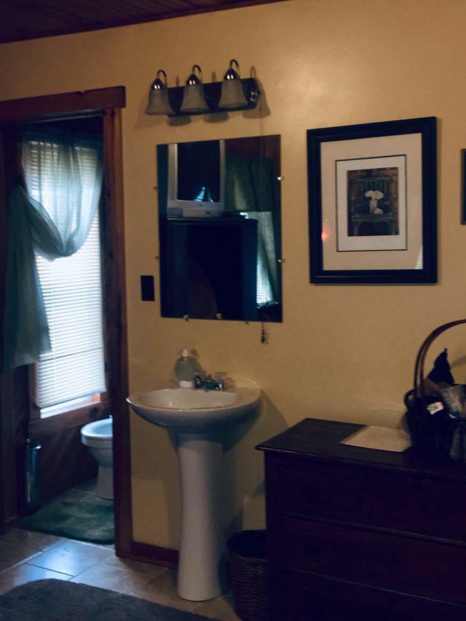 Glass Magnolia Bed & Breakfast Interlaken Екстериор снимка